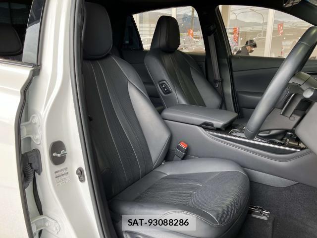 Toyota CROWN SEDAN 2022-02 8828393-16