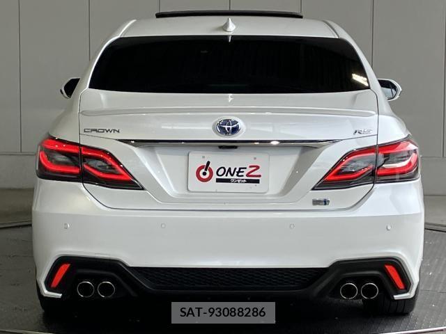 Toyota CROWN SEDAN 2022-02 8828393-24