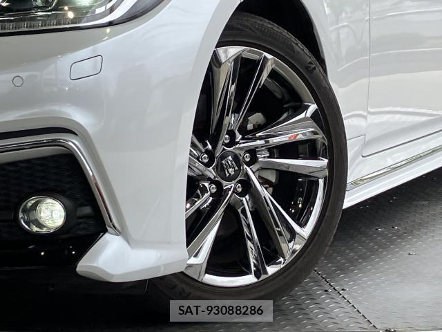 Toyota CROWN SEDAN 2022-02 8828393-4