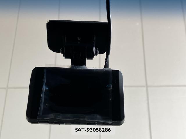 Toyota CROWN SEDAN 2022-02 8828393-7