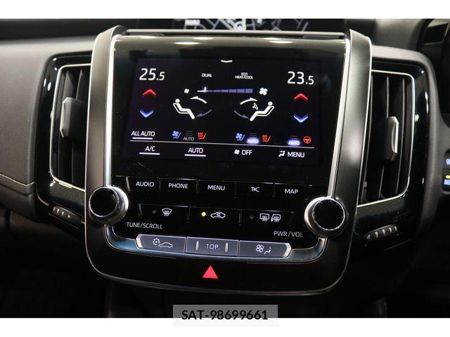 Toyota CROWN SEDAN 2018-10 8828399-17