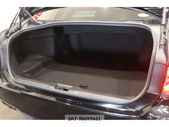 Toyota CROWN SEDAN 2018-10 8828399-21