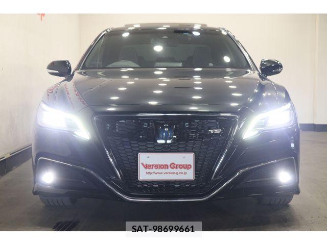 Toyota CROWN SEDAN 2018-10 8828399-3
