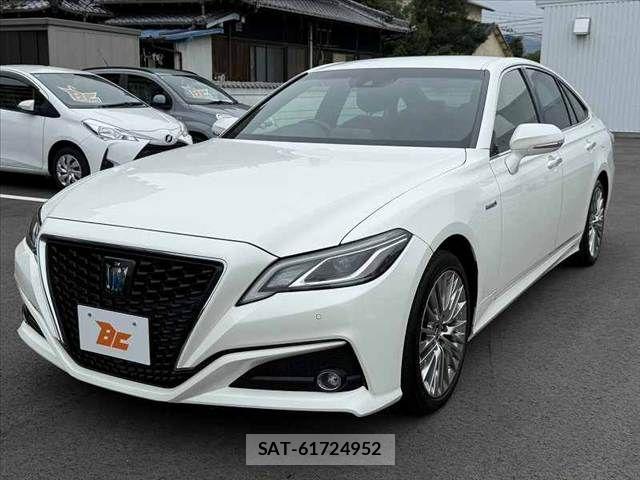 Toyota CROWN SEDAN 2019-11 8828410-9