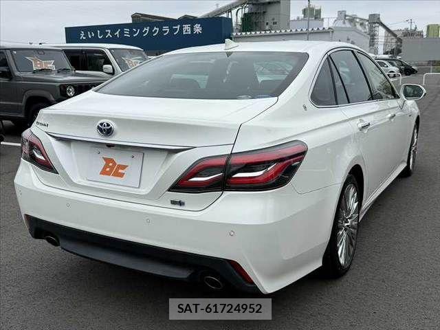 Toyota CROWN SEDAN 2019-11 8828410-14