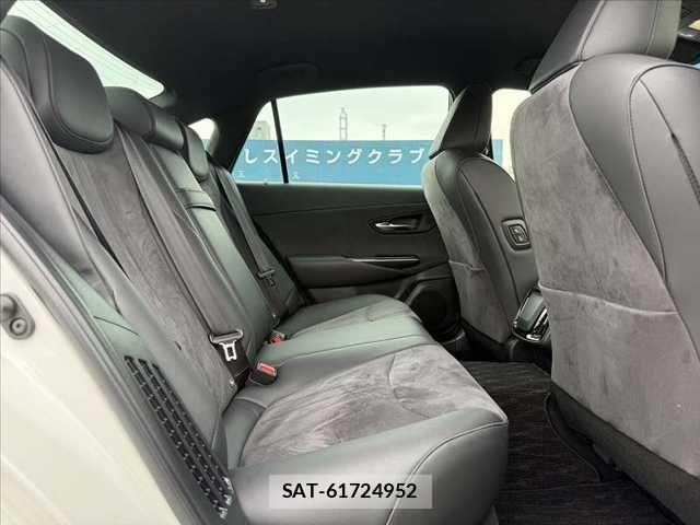 Toyota CROWN SEDAN 2019-11 8828410-17