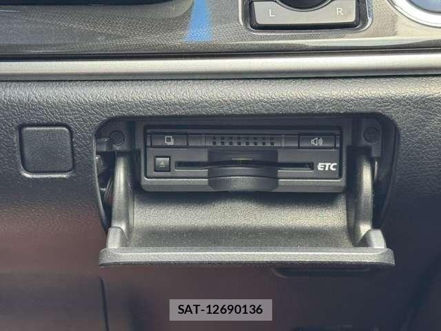 Toyota CROWN SEDAN 2013-12 8828417-26