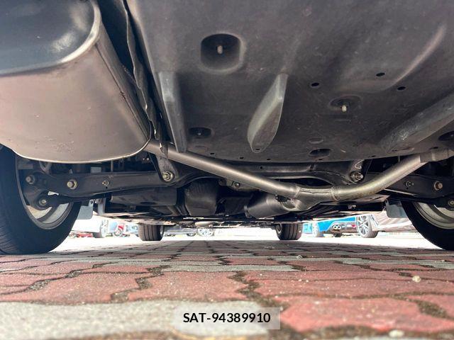 Toyota CROWN SEDAN 2013-07 8828430-18