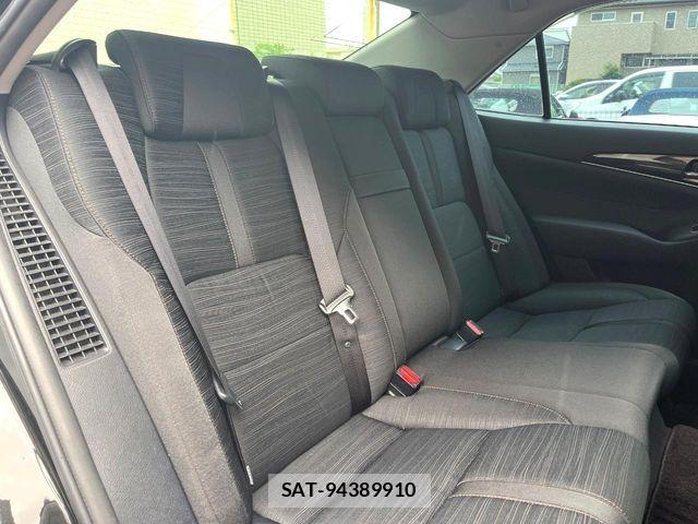 Toyota CROWN SEDAN 2013-07 8828430-8
