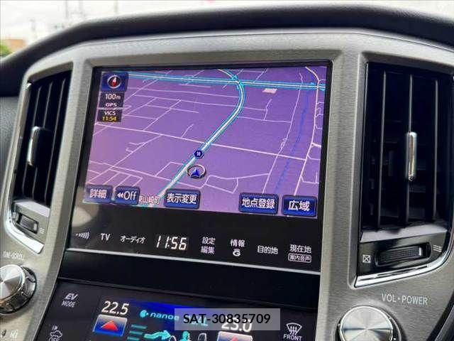 Toyota CROWN SEDAN 2014-01 8828432-2