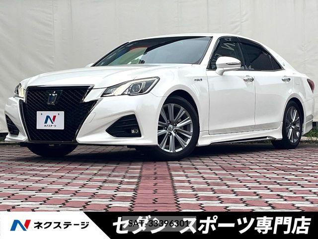 Toyota CROWN SEDAN 2018-03 8828407-0