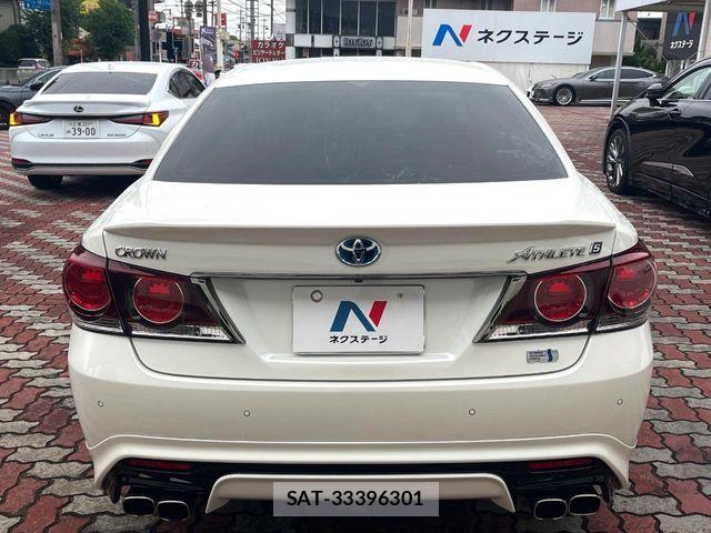Toyota CROWN SEDAN 2018-03 8828407-14
