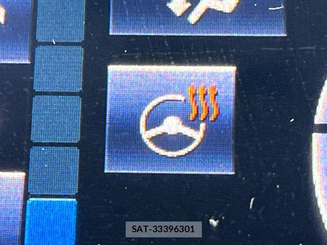 Toyota CROWN SEDAN 2018-03 8828407-6