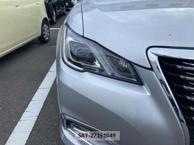 Toyota CROWN SEDAN 2016-09 8828428-3