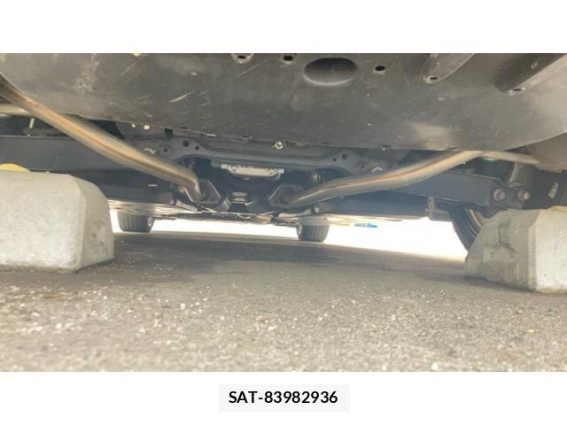 Toyota CROWN SEDAN 2021-04 8828412-9