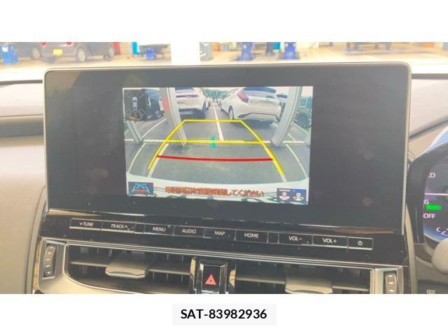 Toyota CROWN SEDAN 2021-04 8828412-14