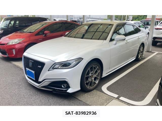 Toyota CROWN SEDAN 2021-04 8828412-1