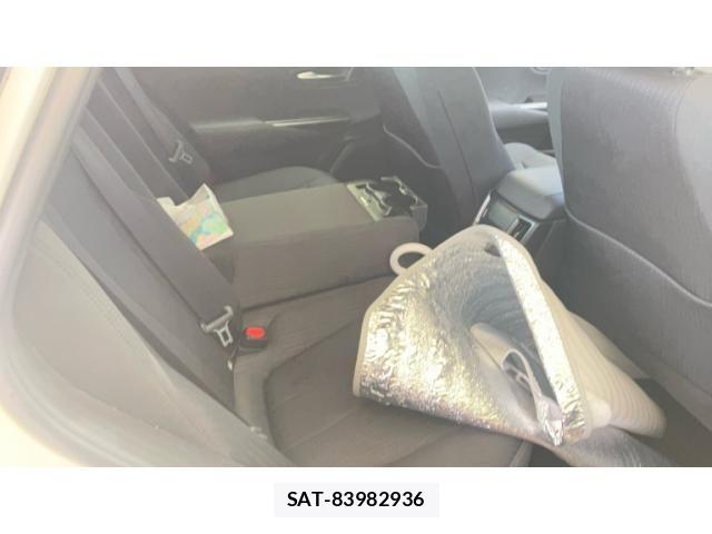 Toyota CROWN SEDAN 2021-04 8828412-23
