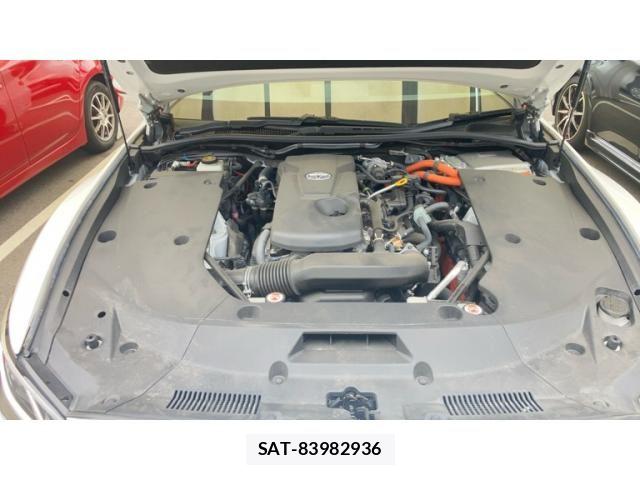 Toyota CROWN SEDAN 2021-04 8828412-26