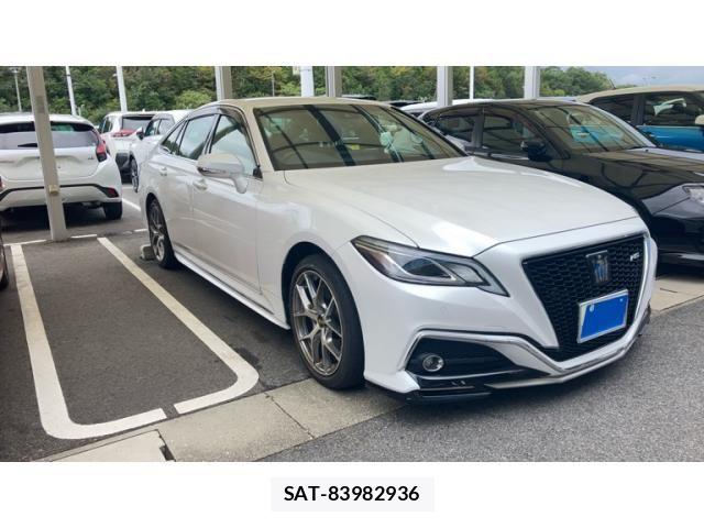 Toyota CROWN SEDAN 2021-04 8828412-2