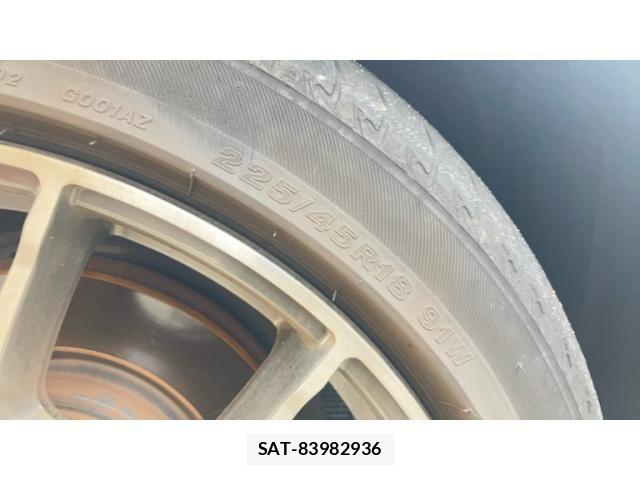 Toyota CROWN SEDAN 2021-04 8828412-4