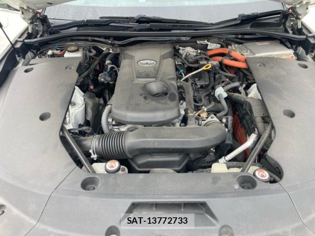 Toyota CROWN SEDAN 2018-07 8828427-16