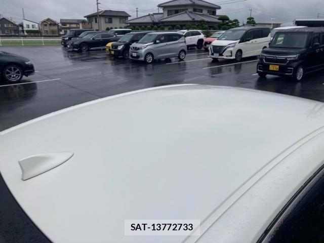 Toyota CROWN SEDAN 2018-07 8828427-17