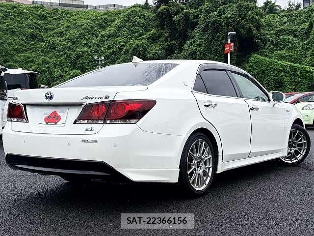 Toyota CROWN SEDAN 2015-10 8828416-2