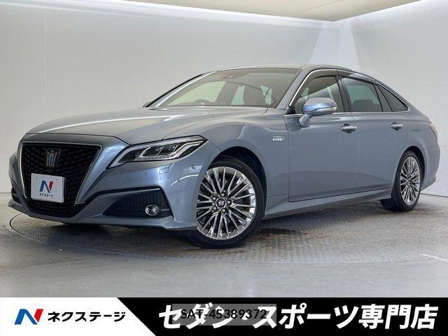 Toyota CROWN SEDAN 2018-07 8848570-0