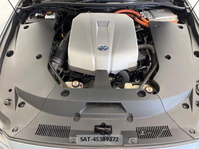 Toyota CROWN SEDAN 2018-07 8848570-19