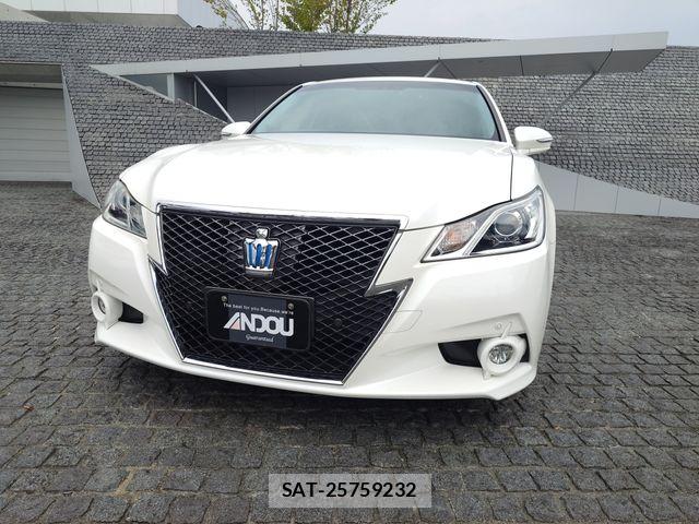 Toyota CROWN SEDAN 2015-01 8848579-5