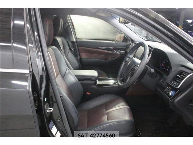 Toyota CROWN SEDAN 2015-07 8848577-28