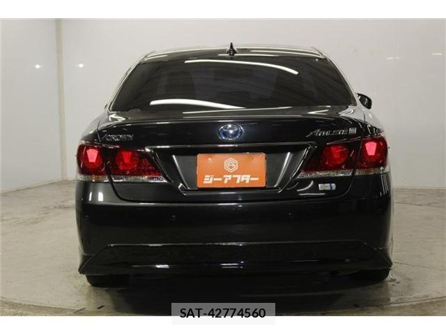 Toyota CROWN SEDAN 2015-07 8848577-5
