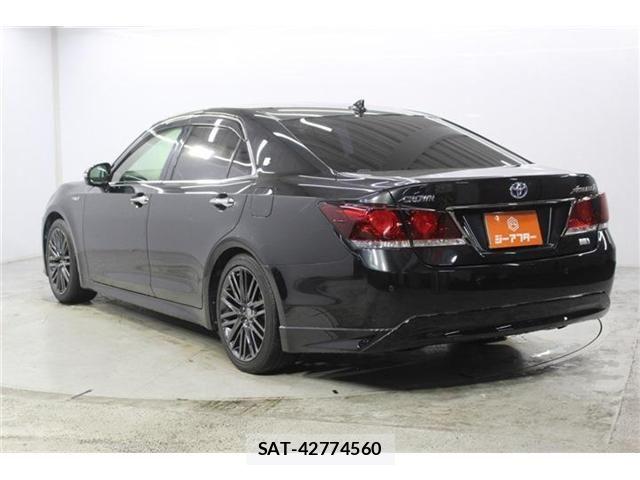 Toyota CROWN SEDAN 2015-07 8848577-6