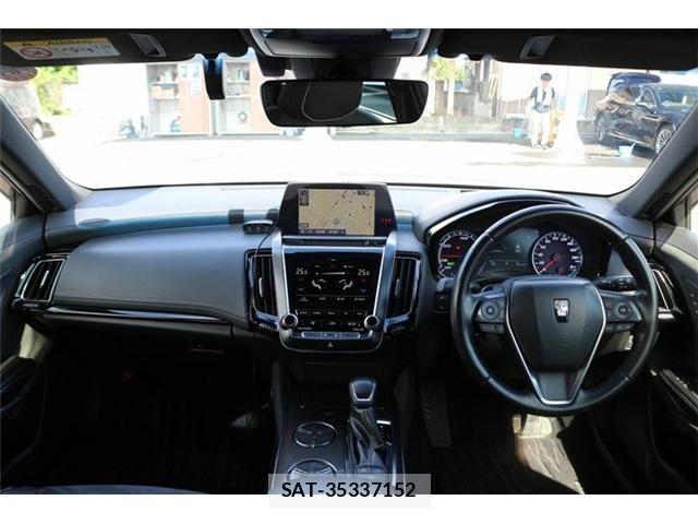 Toyota CROWN SEDAN 2018-06 8848576-16