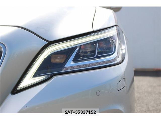 Toyota CROWN SEDAN 2018-06 8848576-26