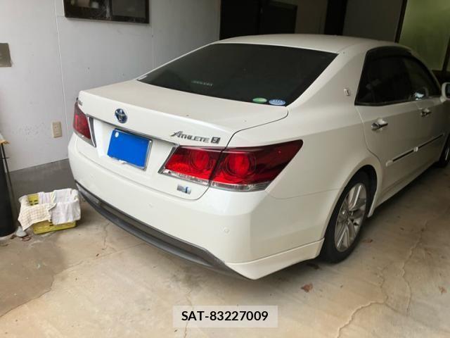 Toyota CROWN SEDAN 2013-05 8848574-1