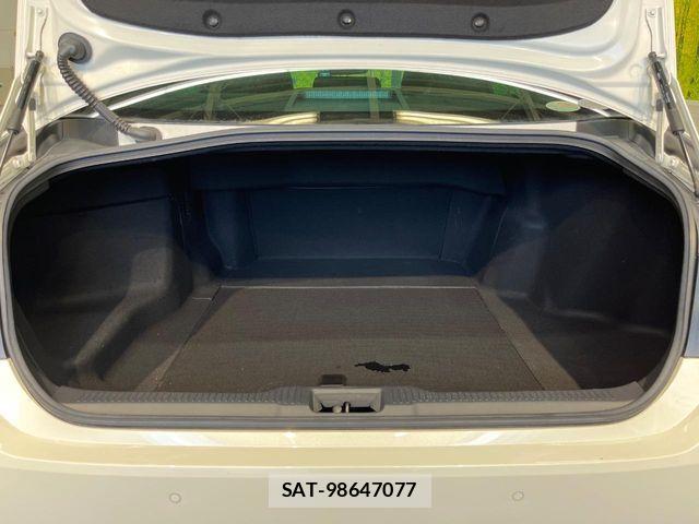 Toyota CROWN SEDAN 2018-07 8848571-10