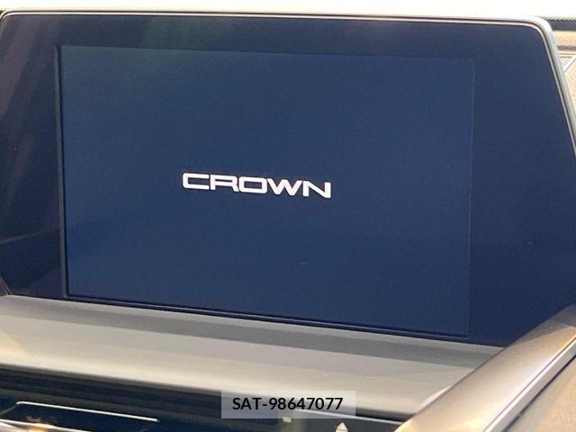 Toyota CROWN SEDAN 2018-07 8848571-2