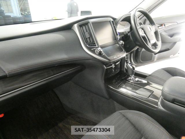Toyota CROWN SEDAN 2015-07 8848578-18