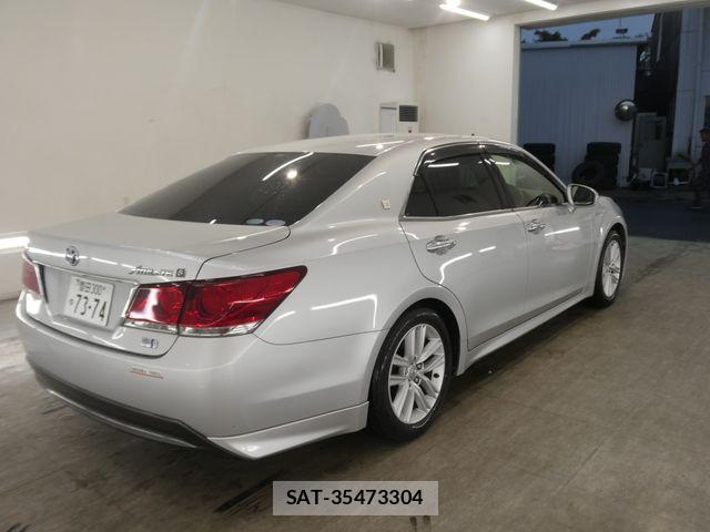 Toyota CROWN SEDAN 2015-07 8848578-4