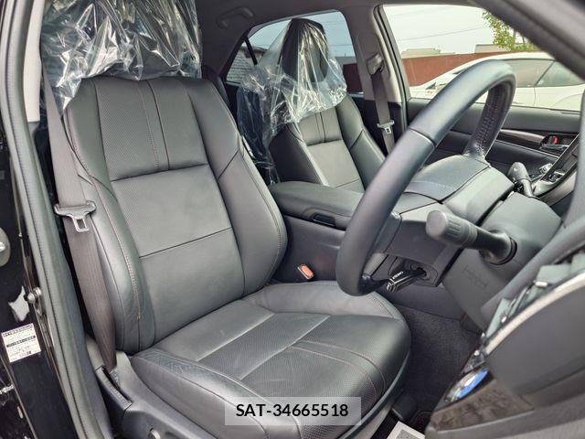 Toyota CROWN SEDAN 2016-11 8848568-11