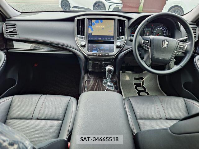 Toyota CROWN SEDAN 2016-11 8848568-8
