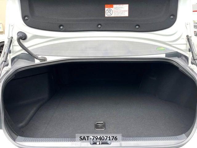 Toyota CROWN SEDAN 2021-01 8848567-11