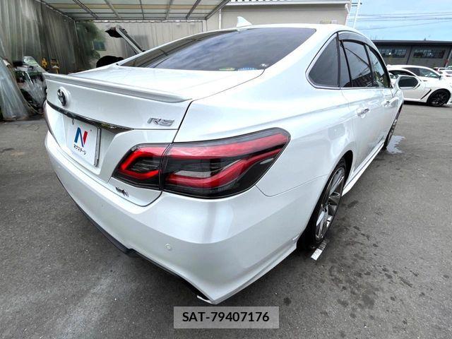 Toyota CROWN SEDAN 2021-01 8848567-17