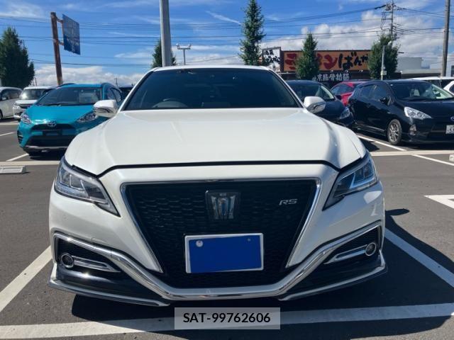 Toyota CROWN SEDAN 2018-08 8848569-0