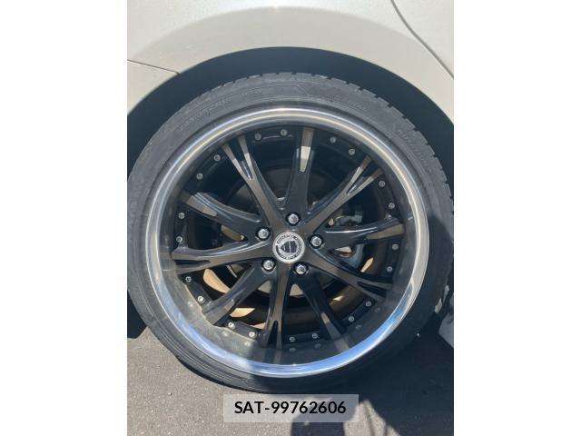 Toyota CROWN SEDAN 2018-08 8848569-9