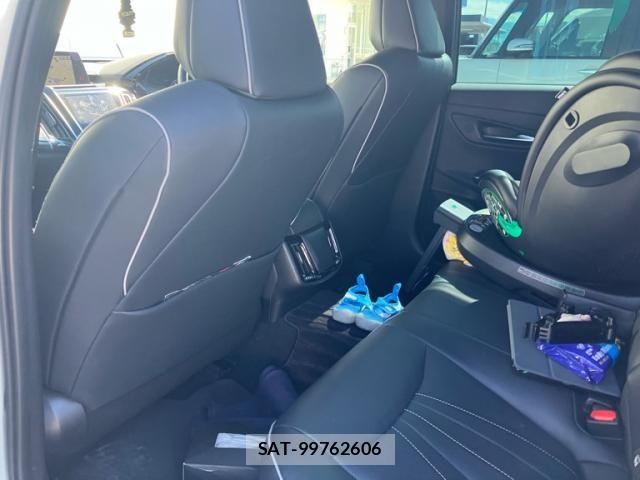 Toyota CROWN SEDAN 2018-08 8848569-15