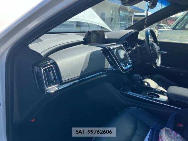 Toyota CROWN SEDAN 2018-08 8848569-17