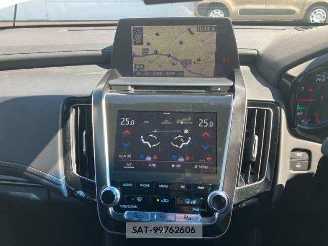 Toyota CROWN SEDAN 2018-08 8848569-22
